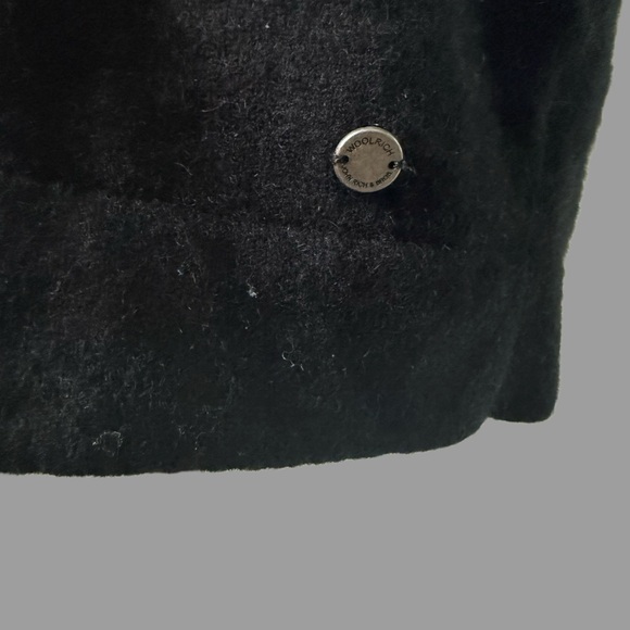 Chic Black Sweater Dress - Picture 3 of 3